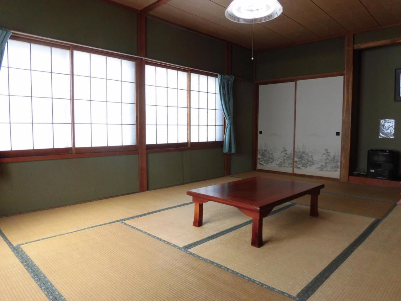 Отель Morishigesou Мёко Экстерьер фото